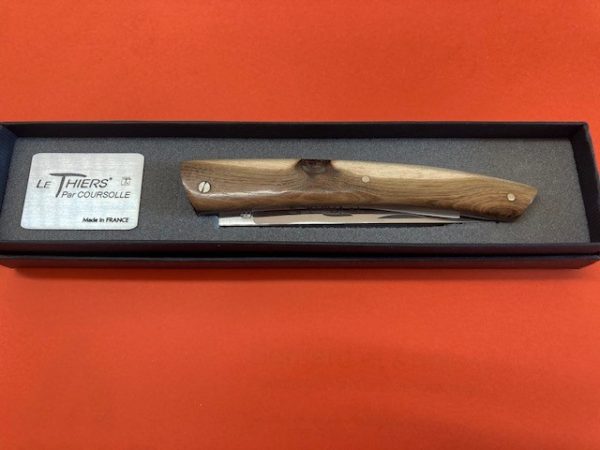COUTEAU THIERS PLEIN MANCHE PISTACHIER 12 CM 1 PIECE SUR PLATINES INOX LAME INOX RESSORT INOX GUILLOCHE-9612 PIS