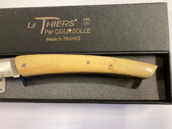 COUTEAU THIERS PLEIN MANCHE BUIS 12 CM 1 PIECE  LAME INOX RESSORT  GUILLOCHE-9612 BUIS – Image 3