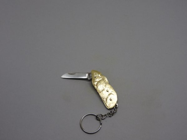 COUTEAU COURSOLLE BRELOQUE LAPIN 1  PIÈCE   AVEC PORTE CLE  MANCHE LAITON - BRELOQUE REF 217 – Image 3