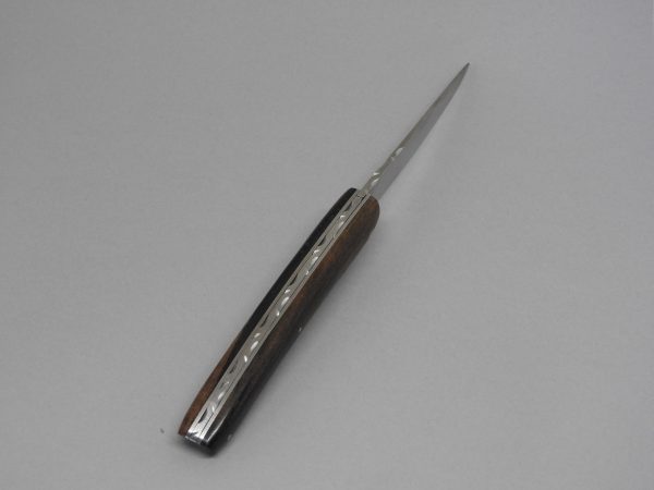 COUTEAU THIERS 12CM PLEIN MANCHE EBENE MARBRE SUR PLATINES INOX LAME INOX RESSORT INOX GUILLOCHE-9612EBMAR – Image 4
