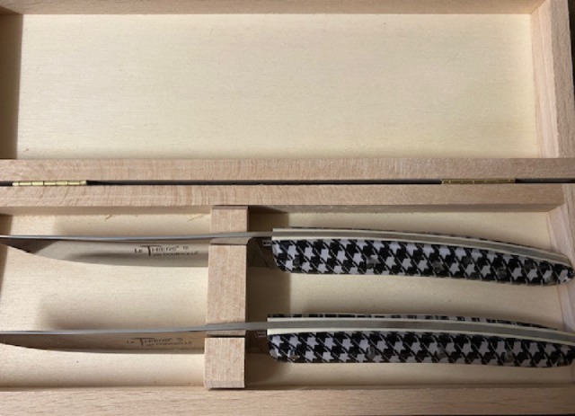 COUTEAU THIERS TABLE COFFRET DE 2 COUTEAUX DE TABLE 9912THNOIRBLANC